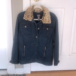 Additions by CHICO’S denim jacket with removable leopard skin fur collar